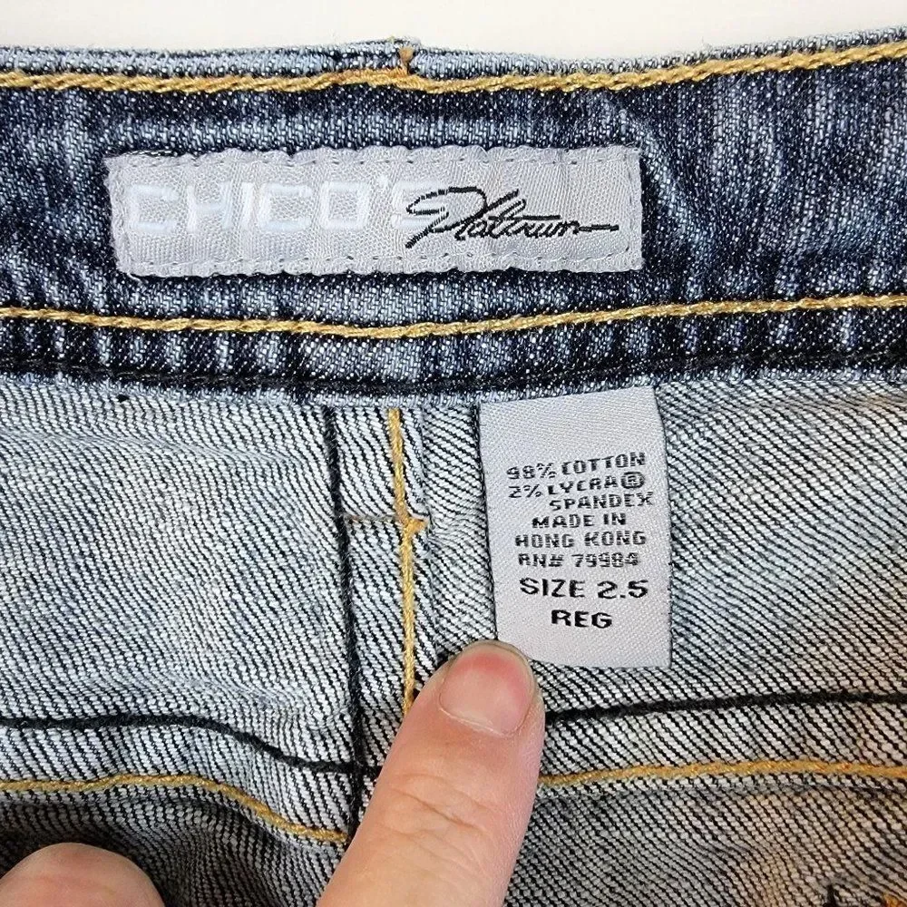 Chico's Platinum Marquis Washed Blue High Rise Boot Cut Jeans Women's 2.5 32X30 - Picture 9 of 9